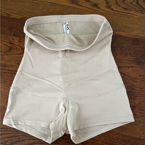 Maidenform Beige HighWaist Boy Short Shaper